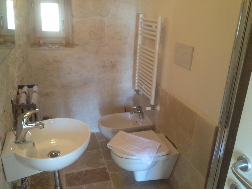 Il Granello Di Senape In Valle D'Itria Guest House โลโกโรตอนโด ห้อง รูปภาพ