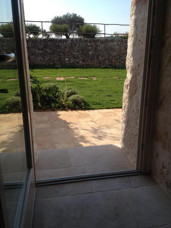 Il Granello Di Senape In Valle D'Itria Guest House โลโกโรตอนโด ห้อง รูปภาพ